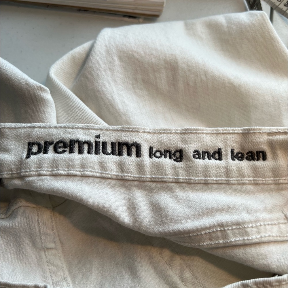 Gap Long & Lean Optic White Flared Denim Mid Rise (8.5”) Jeans Size 6/28. - Picture 10 of 14